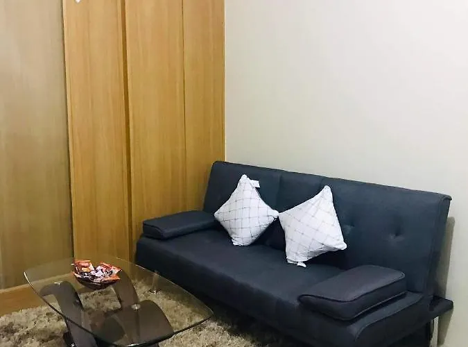 Jeanjun's Place Apartahotel Manila