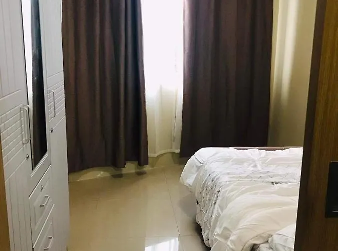 Jeanjun's Place Apartahotel *